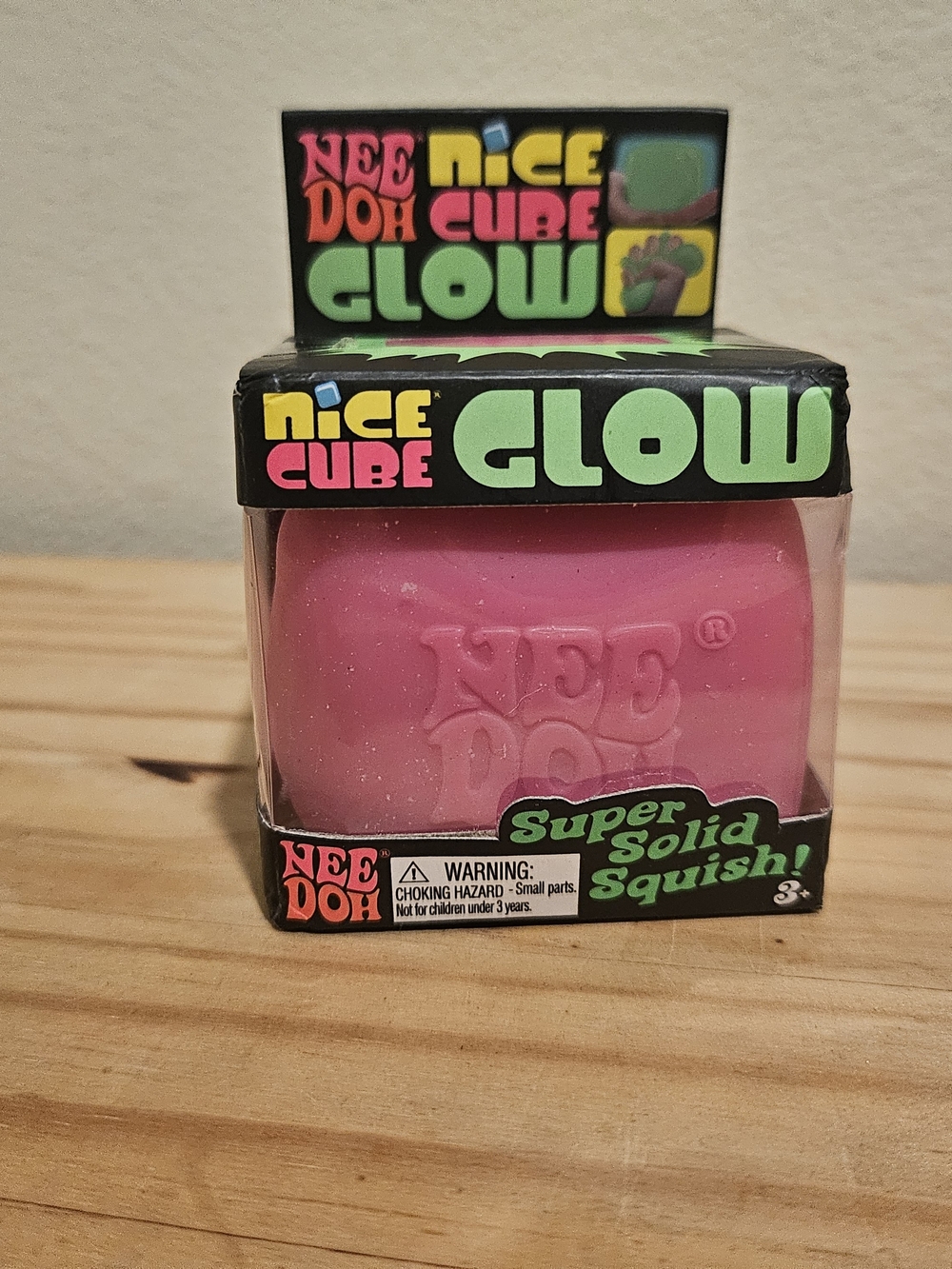 NeeDoh Nice Cube Glow Super Solid Squish - Pink
